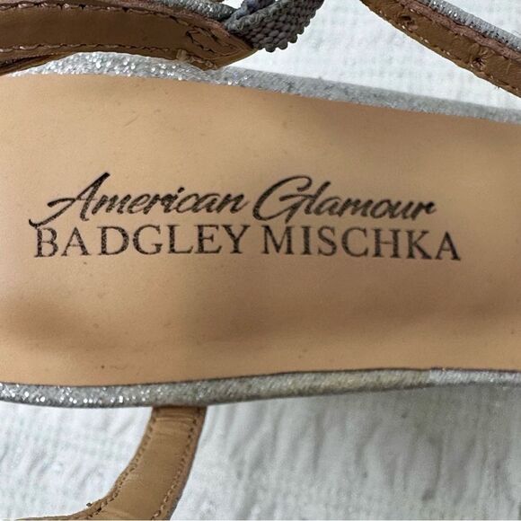Badgley Mischka Sparkly Wedges- Size 6.5. - Picture 4 of 16